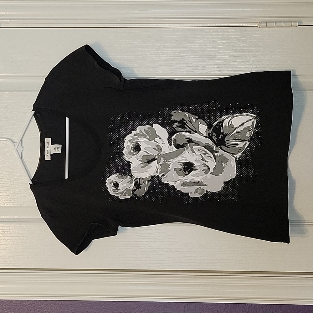 White House Black Market Short Sleeve Floral Tee